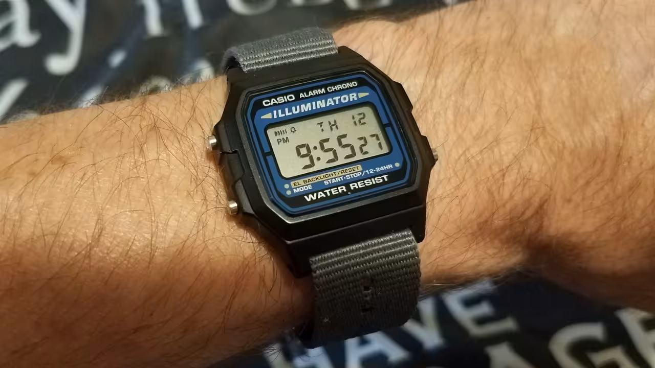casio f105w watch