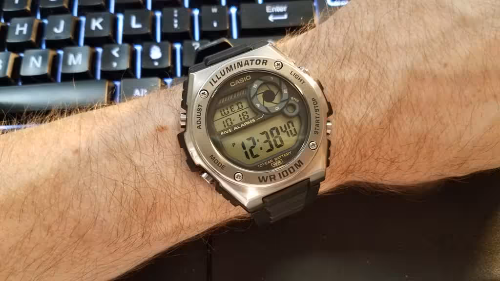 casio mwd-100h watch