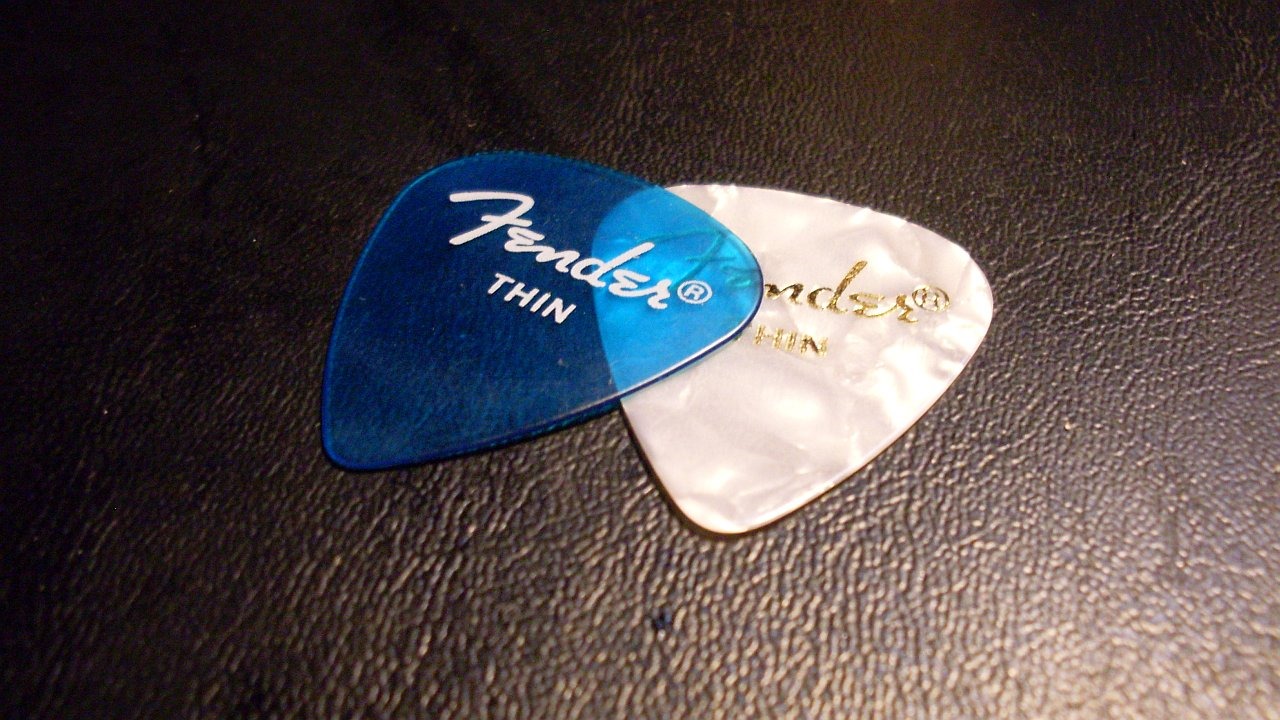 Fender 351 Thin Picks