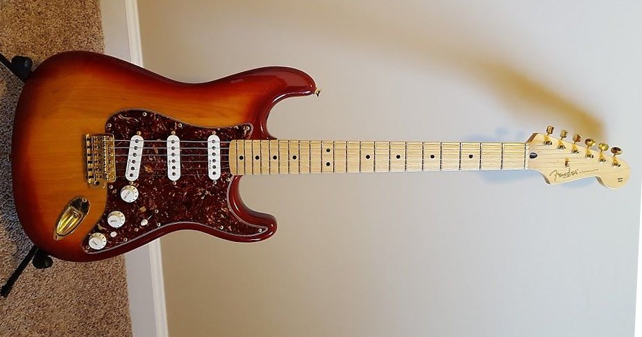 2005 Fender MIM Stratocaster Sienna Sunburst